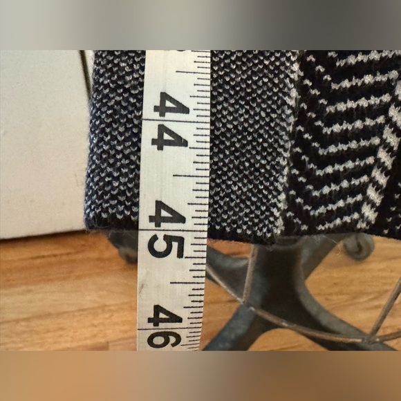 CLOSET CLEAR OUT: NWOT Oversized Zara Knit Coat - Picture 4 of 10